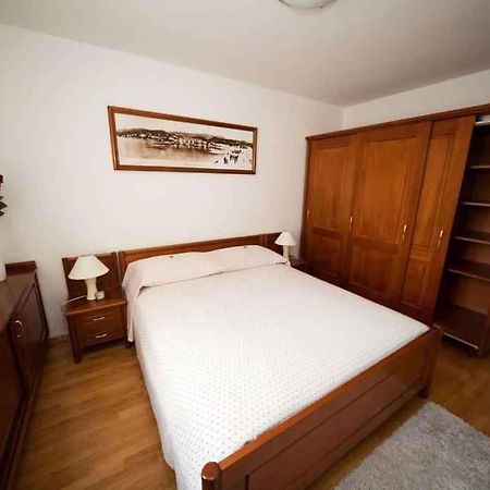 Apartments In Crikvenica 5559 Exterior foto